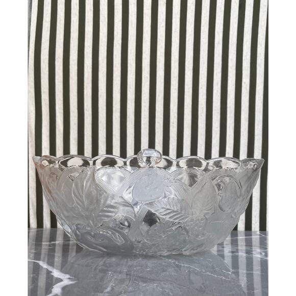 Fruit Basket Glass Bowl Serving - Picture 2 of 9